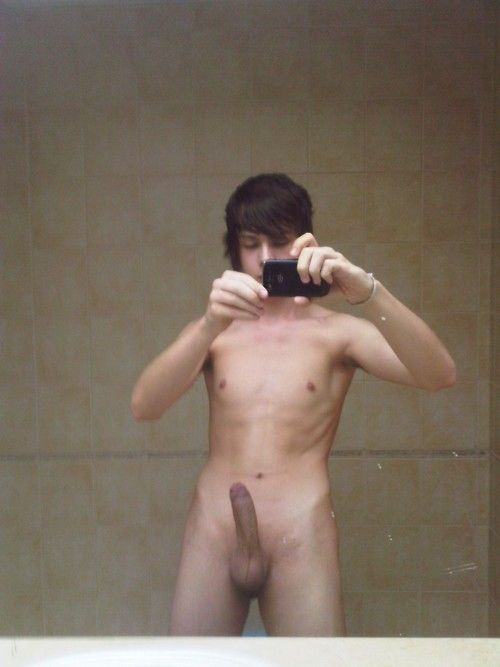 19year old self pic free gayboy